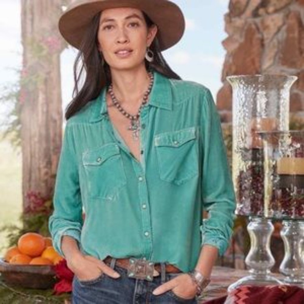 Sundance Top Snap Button Down Western Yoke Crushed Aquamarine Velvet Size Medium - Picture 7 of 11